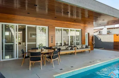 Casa à venda em londrina, sun lake residence, com 3 suítes, com 420 m²