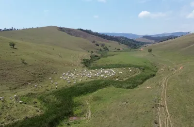 Fazenda à venda na Avenida Tomaz Alves de Figueiredo, 10000, Área Rural de Lorena, Lorena