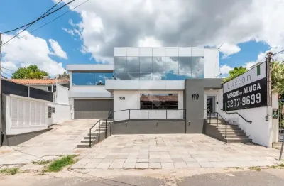 Casa comercial à venda na rua desembargador espiridião de lima medeiros, 168, três figueiras, porto alegre por r$ 2.990.000
