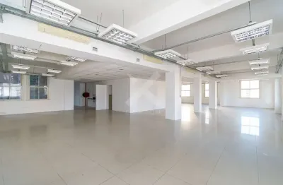 Sala comercial para alugar na avenida borges de medeiros, 261, centro histórico, porto alegre por r$ 29.000