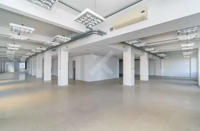 Sala comercial para alugar na avenida borges de medeiros, 261, centro histórico, porto alegre por r$ 29.000
