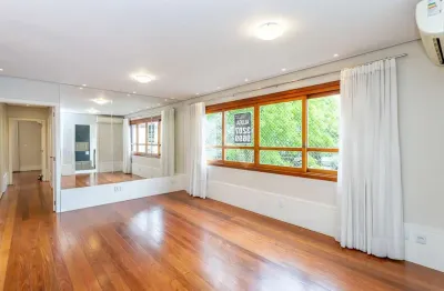 Apartamento com 3 quartos à venda na avenida toropi, 16, petrópolis, porto alegre por r$ 990.000
