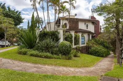 Casa com 3 quartos à venda na rua araponga, 215, três figueiras, porto alegre por r$ 1.799.000