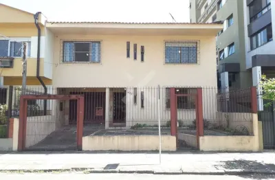 Casa com 3 quartos à venda na rua atanásio belmonte, 498, passo da areia, porto alegre por r$ 1.100.000