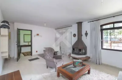 Casa com 3 quartos para alugar na rua general couto de magalhães, 1797, são joão, porto alegre por r$ 6.800