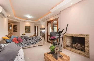 Apartamento com 3 quartos à venda na rua carvalho monteiro, 210, petrópolis, porto alegre por r$ 1.490.000