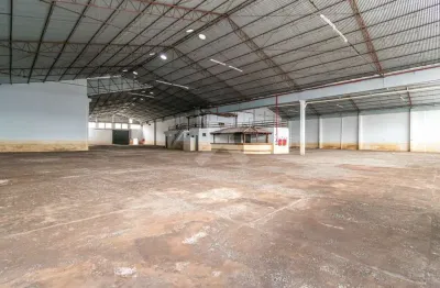 Barracão / galpão / depósito para alugar na rua gaspar martins, 216, floresta, porto alegre por r$ 32.000