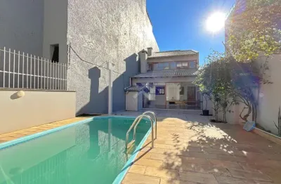 Casa com 3 quartos à venda na rua barão do guaíba, 719, menino deus, porto alegre por r$ 2.100.000