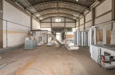 Barracão / galpão / depósito para alugar na rua ângelo dourado, 240, anchieta, porto alegre por r$ 5.000