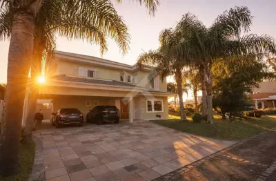 Casa em condomínio fechado com 4 quartos à venda na Avenida Juca Batista, 8000, Chapéu do Sol, Porto Alegre por R$ 4.250.000