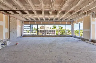 Sala comercial para alugar na Avenida Carlos Gomes, 733, Auxiliadora, Porto Alegre por R$ 16.240