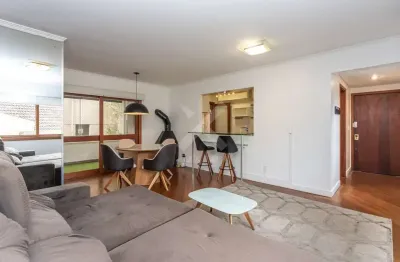 Apartamento com 3 quartos para alugar na rua sinimbú, 117, petrópolis, porto alegre por r$ 4.500