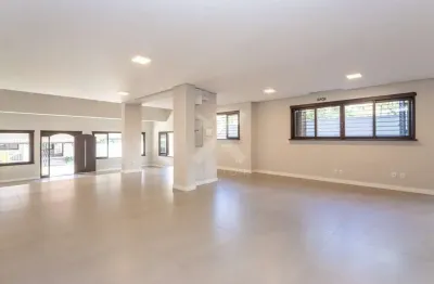 Casa comercial para alugar na rua general couto de magalhães, 987, são joão, porto alegre por r$ 22.000