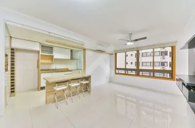 Apartamento com 2 quartos à venda na rua roque calage, 900, passo da areia, porto alegre por r$ 780.000