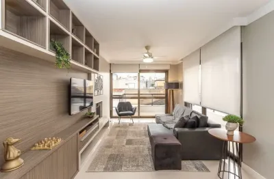 Apartamento com 2 quartos à venda na rua santos neto, 123, petrópolis, porto alegre por r$ 1.240.000