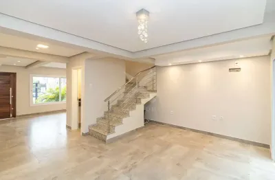 Casa com 3 quartos para alugar na rua buarque de macedo, 931, são geraldo, porto alegre por r$ 7.900