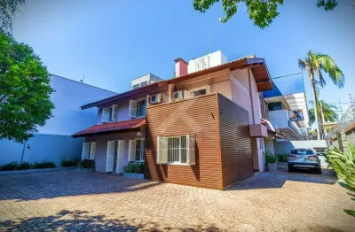 Casa comercial para alugar na rua mucio teixeira, 1700, menino deus, porto alegre por r$ 15.000