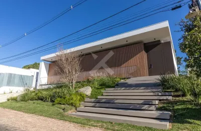 Casa em condomínio fechado com 4 quartos à venda na avenida juca batista, 9000, belém novo, porto alegre por r$ 5.290.000