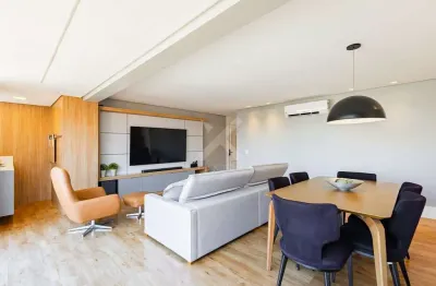 Apartamento com 3 quartos à venda na Avenida Túlio de Rose, 330, Jardim Europa, Porto Alegre por R$ 2.300.000