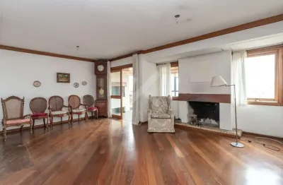 Apartamento com 3 quartos à venda na Rua Cabral, 1289, Rio Branco, Porto Alegre por R$ 1.200