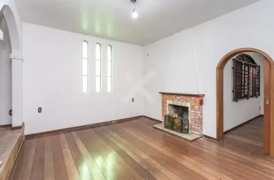 Casa com 6 quartos para alugar na praça lima duarte, 57, chácara das pedras, porto alegre por r$ 25.000