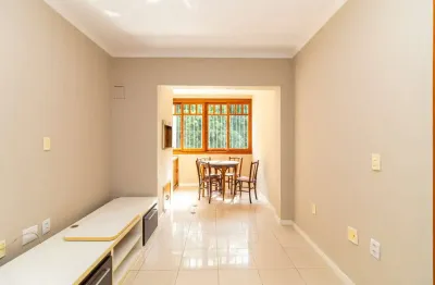 Apartamento com 2 quartos para alugar na avenida ijuí, 460, petrópolis, porto alegre por r$ 3.300