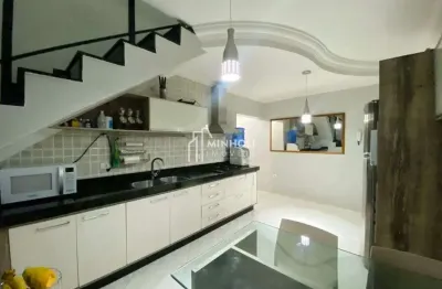 **oportunidade! sobrado no jaguari com 4 quartos, 2 vagas e móveis planejados**