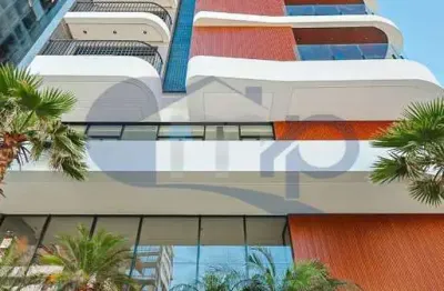 Apartamento á venda com 2 dormitórios no predial em torres/rs