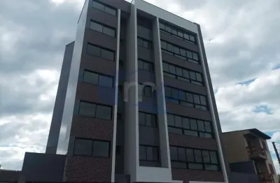 Apartamento á venda com 2 dormitórios no centro de torres/rs