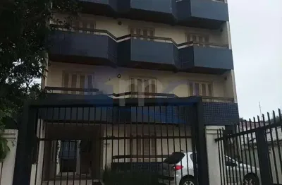 Apartamento á venda com 2 dormitórios no centro de torres/rs