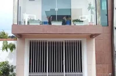 DULLIUS Imóveis – Aluga SOBRADO ANUAL MOBILIADO com 65 m2 e Garagem