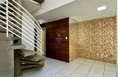 Triplex com 3 qtos, rooftop individual e ótima localização no janga!