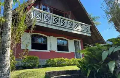 Casa à venda na Rua Rodrigues Alves, São Pedro da Serra, Nova Friburgo