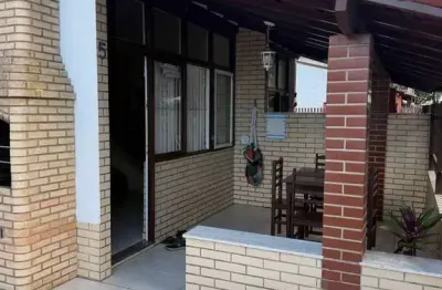 Casa em Condomínio no Peró – 3 Quartos, Varanda - 2 Minutos da Praia