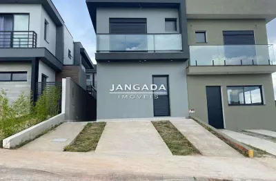 Casa nova de alto padrao no condominio mais desejado da granja vianna - permuta