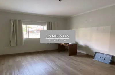 Sobrado bem localizado a 900m do shopping – 3 dormitorios e 2 vagas