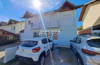 Residencial vila appia – sobrado com 2 dorms, 2 vagas e quintal na granja vianna