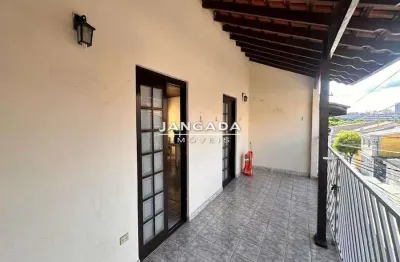 Sobrado a venda com 02 suites e 03 vagas de garagem – pronto para financiamento