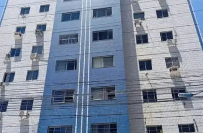 Apto no cocó com 93m2 de área, 3 quartos, 3 wc's, móveis fixos e 1 vaga de garagem!!