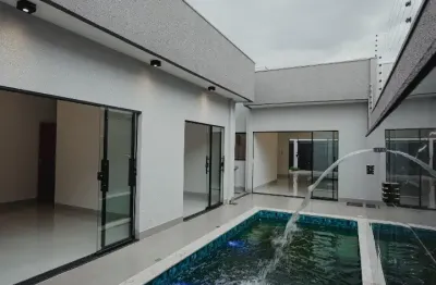 Casa com piscina 3/4 sendo uma suíte com closet bairro campos do jordão