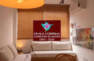 Vende-se apartamento com 50 metros quadrados, 2/4 sendo uma suíte em vilas do atlântico.