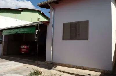 Casa com 3 quartos à venda na Rua 5, 10, Residencial Morumbi, Anápolis
