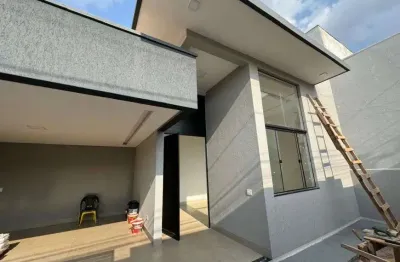 Casa com 3 quartos à venda na Rua PB 20, 34, Parque Brasília 2ª Etapa, Anápolis