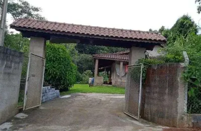 Chácara em ibiúna; são: 6.000,00m2, pomar c/varias qualidades de frutas, forno de barro estilo iglu+