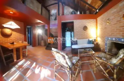 Casa com 3 quartos à venda na estrada jornalista jaime de arruda ramos, 1972, ponta das canas, florianópolis por r$ 1.870.000