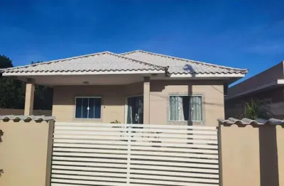 Casa com 03 dormitórios sendo 01 suíte no Condomínio Lagoa Azul – Praia Seca