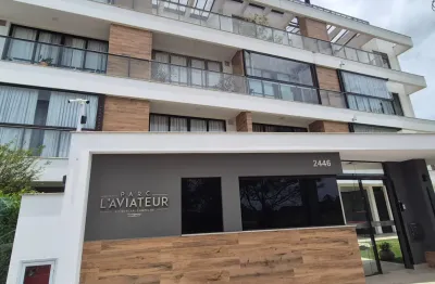 Apartamento próximo a praia dormitórios campeche com sacada