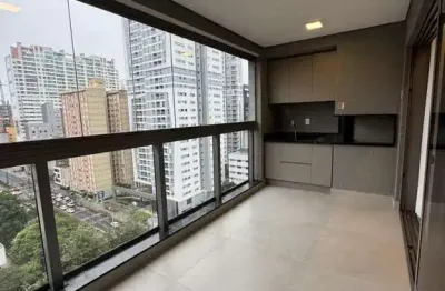 Apartamento com 138.0 m², para alugar no bairro centro/batel. em frente à praça oswaldo cruz e shopping curitiba, próximo à fae, colégio bom jesus, e vários hospitais como o pequeno príncipe e sugisaw