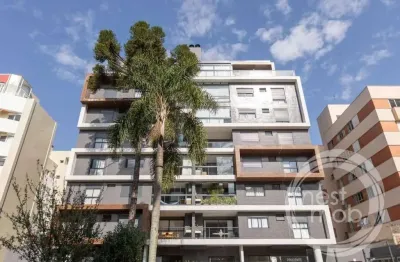 Localizado na charmosa Alameda Prudente de Moraes, no Alto das Mercês, uma das regiões mais valorizadas de Curitiba, oferece fácil acesso a serviços, gastronomia e ao centro da cidade, mantendo ao mes