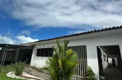 Oportunidade!  casa aconchegante com piscina no bongi – completa, segura e com energia solar! ️